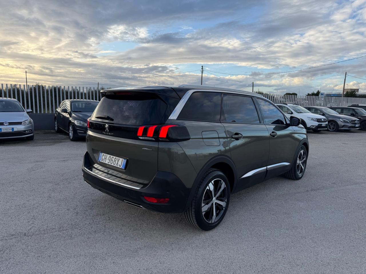 PEUGEOT 5008 1.6 HDI 120 EAT6 7POSTI GTLINE TETTO
