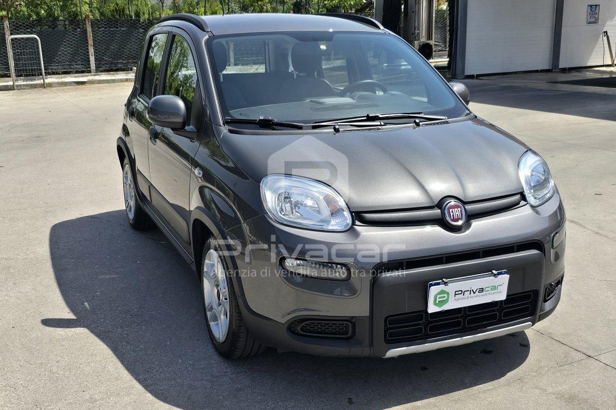 FIAT Panda 1.0 FireFly S&S Hybrid Garmin