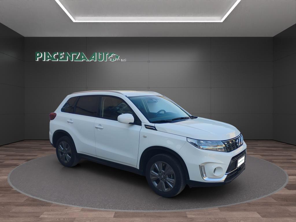Suzuki Vitara 1.4h Easy Cool 2wd.TELECAMERA.SEDILI RISCALDATI