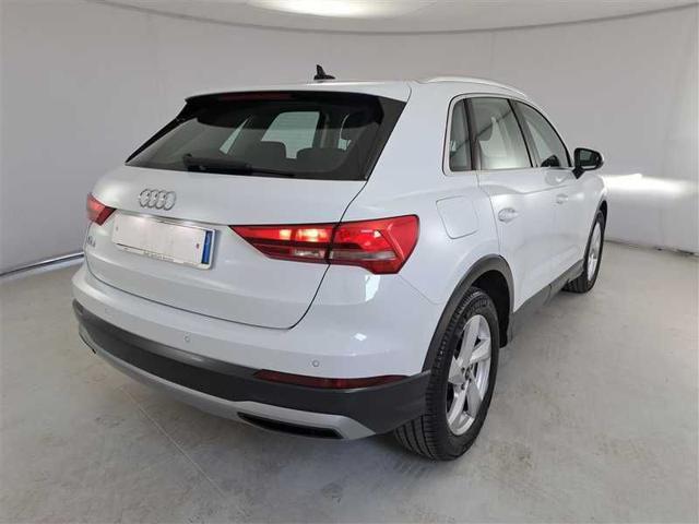 AUDI Q3 35 TDIS tronic Business Advanced