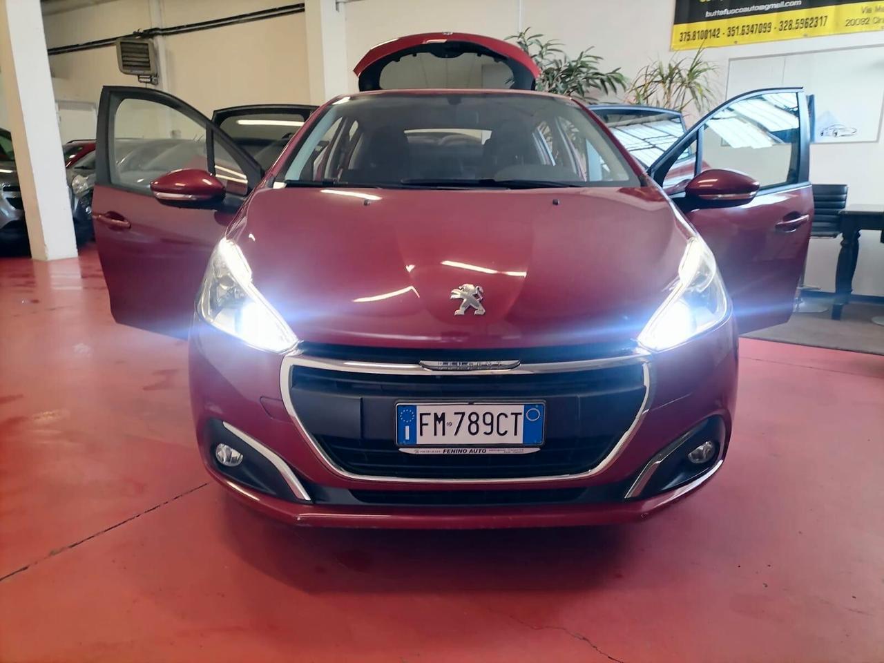 Peugeot 208 PureTech 82 5 porte Allure