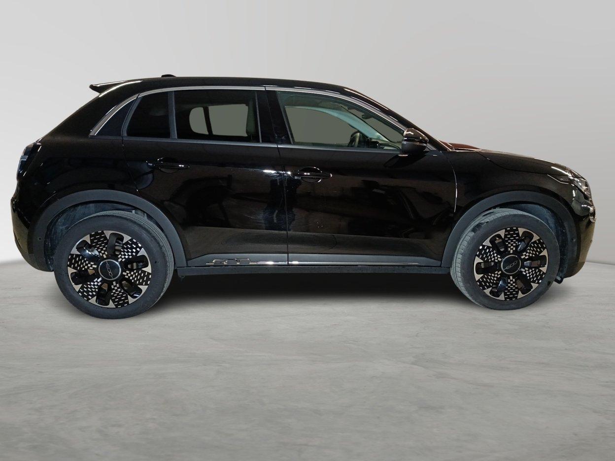 FIAT 600 (2023-->) - 600 Hybrid 110 CV DCT MHEV La Prima