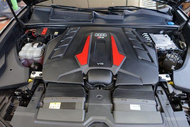AUDI RS Q8 TFSI V8 quattro tiptronic