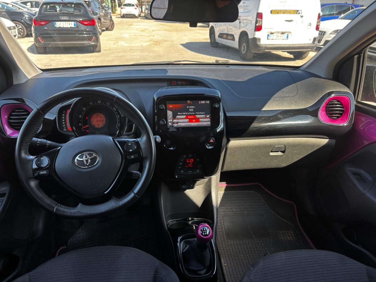 Toyota Aygo 1.0 VVT-i 72 CV 5 porte x-cite