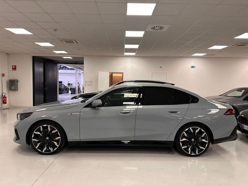 BMW Serie 5 G60 Berlina 520d 48V xdrive MSport Pro auto