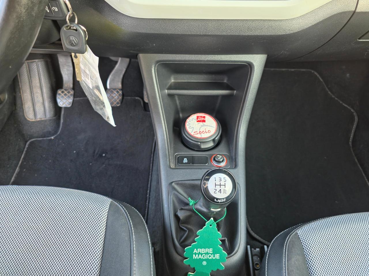 Volkswagen up! 1.0 3p. take CV-75 E5B Manuale NEO 2012