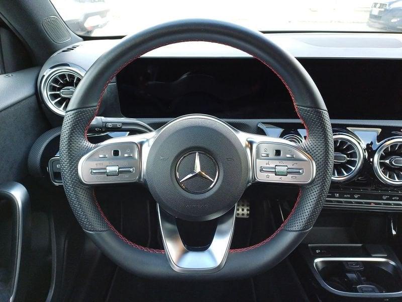 Mercedes-Benz Classe A A 180 Premium Night edition