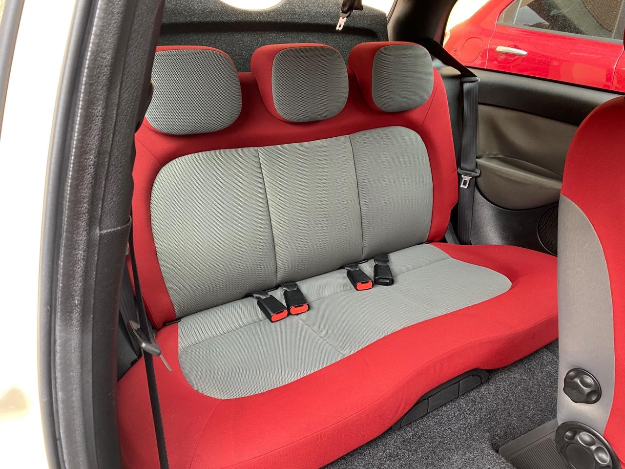 Lancia Ypsilon 1.2 Benzina Argento NEOPATENTATI