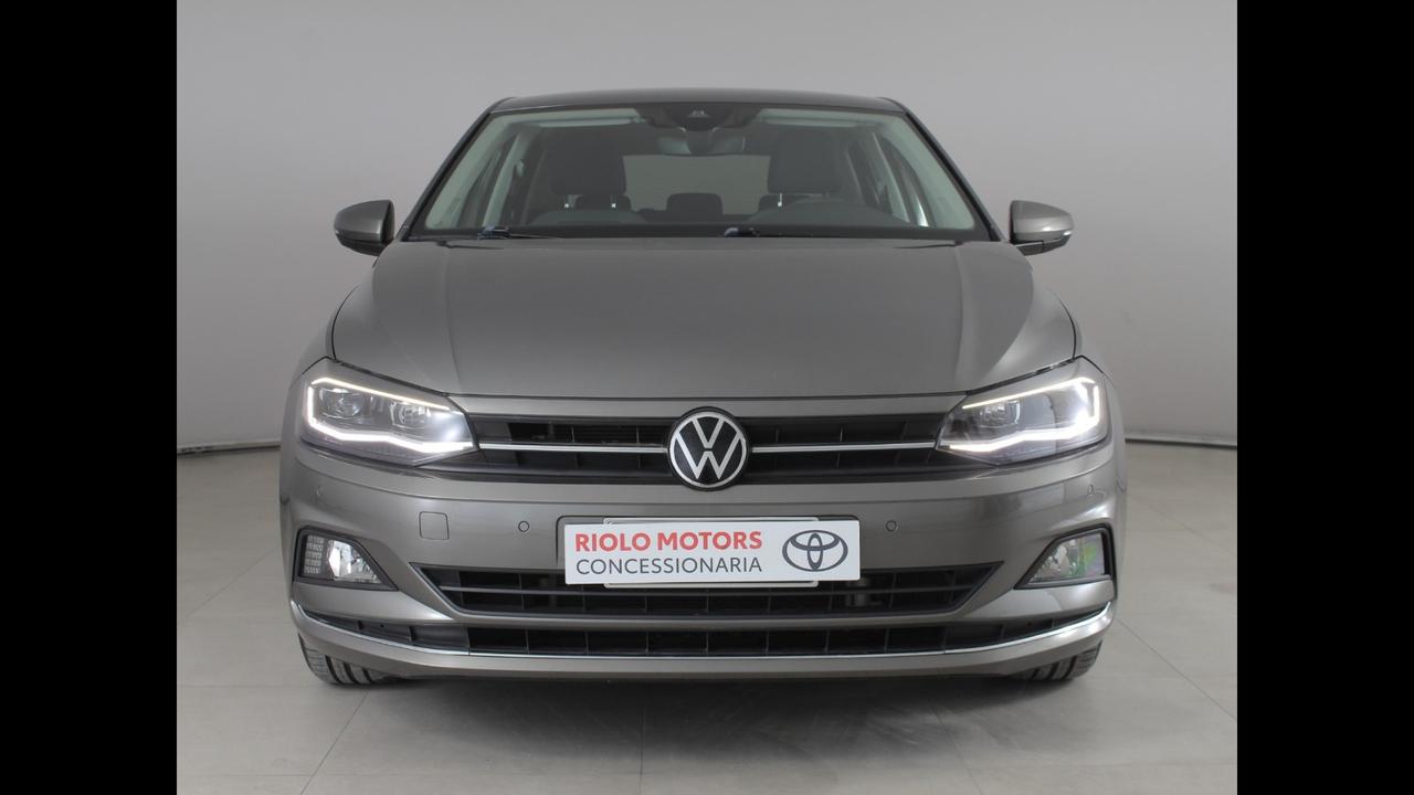VOLKSWAGEN Polo VI 2017 - Polo 5p 1.0 tgi Highline 90cv my19