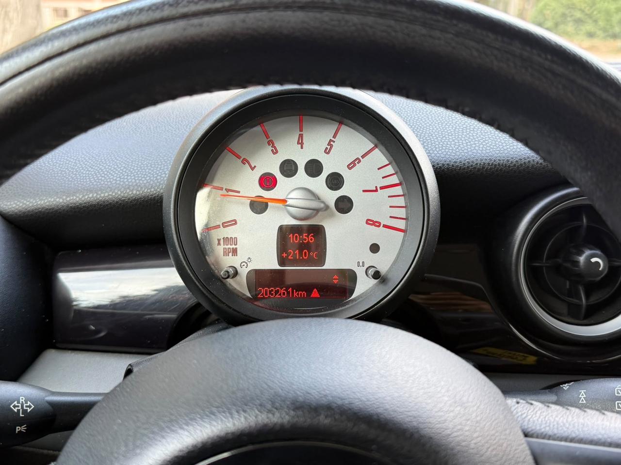 Mini 1.6 16V One (55kW)