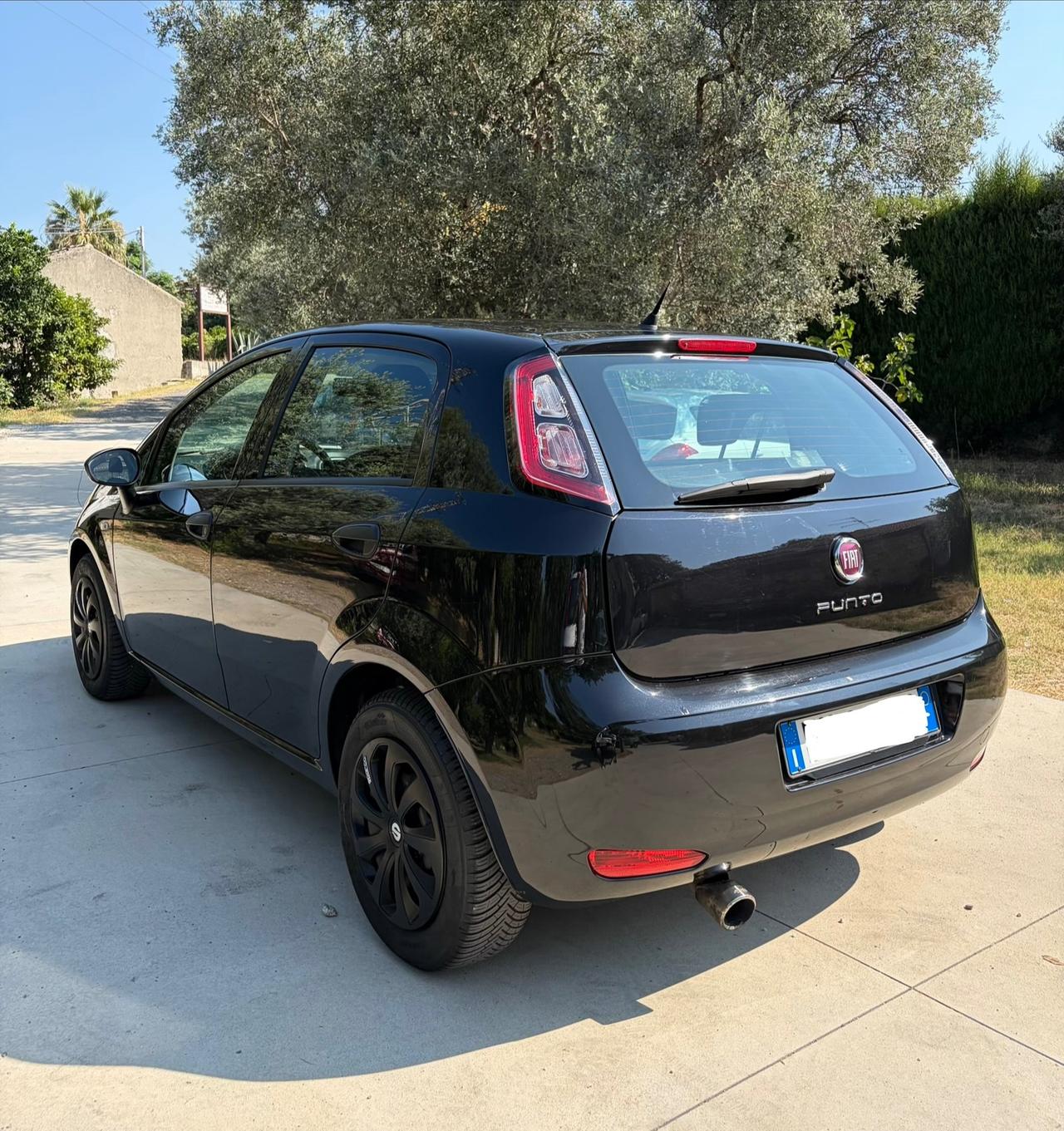 Fiat Punto 1.3 MJT 75CV SOLO 130M KM LEGGI ANNUNCIO