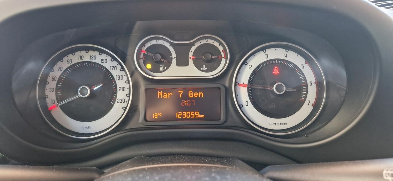 Fiat 500L 1.6 Multijet 105 CV Trekking UNIPROPRIETARIO TAGLIANDATA