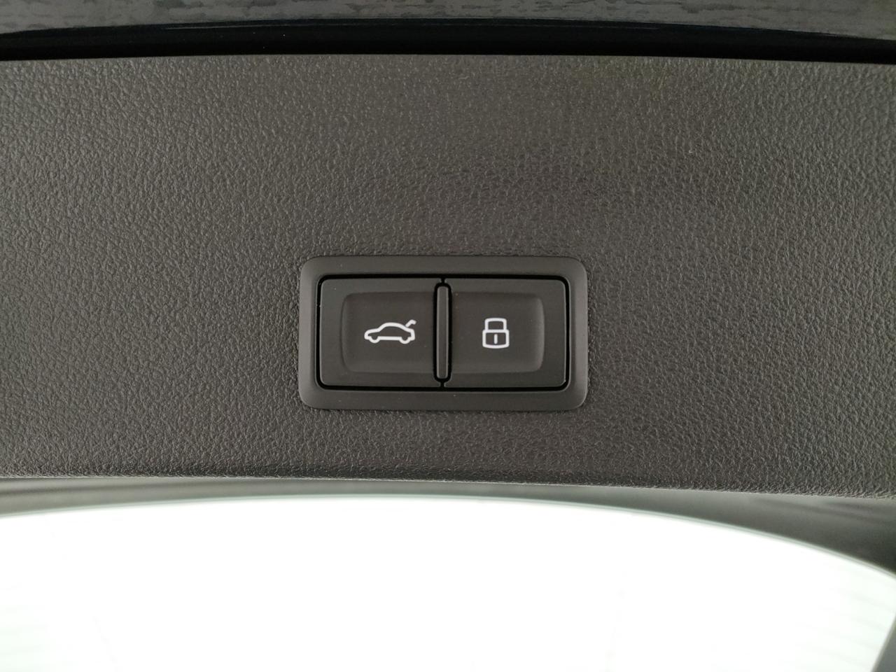 Audi A6 Avant 45 3.0 tdi mhev 48V S line edition quattr