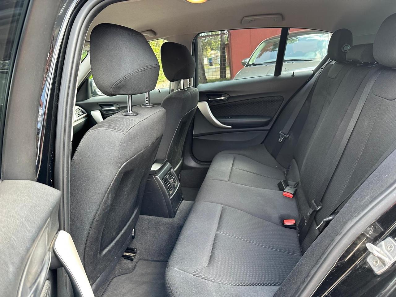 Bmw 116 116d 5p. Efficient Dynamics Sport