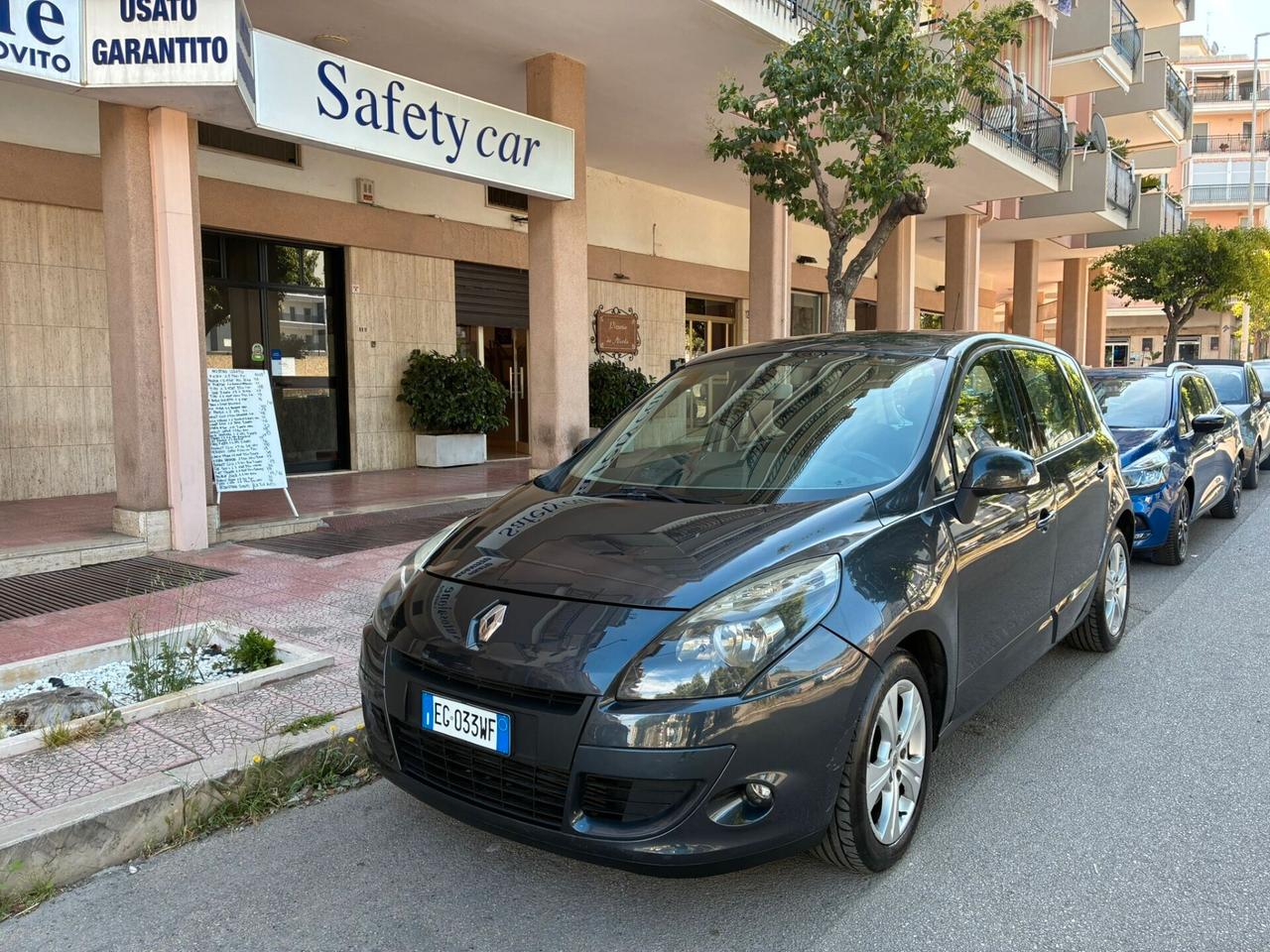 Renault Scenic1.5dCi110CV full perfetta garantita-11