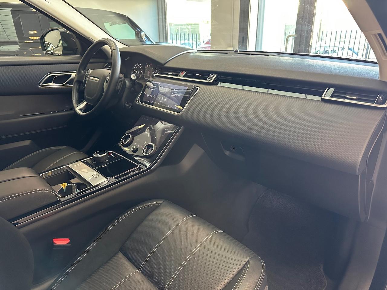 Land Rover Range Velar 2.0D I4 180 CV HSE