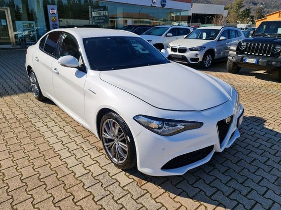 Alfa romeo Giulia 2.2 turbodiesel 210 cv at8 awd q4 veloce my19