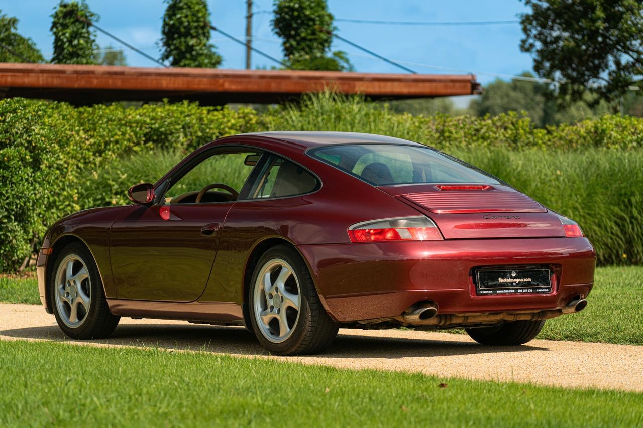 Porsche 996 (911) CARRERA - POR00269