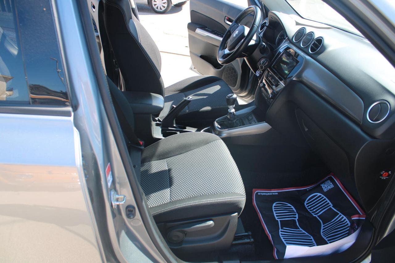 Suzuki Vitara 1.4 Hybrid Cool