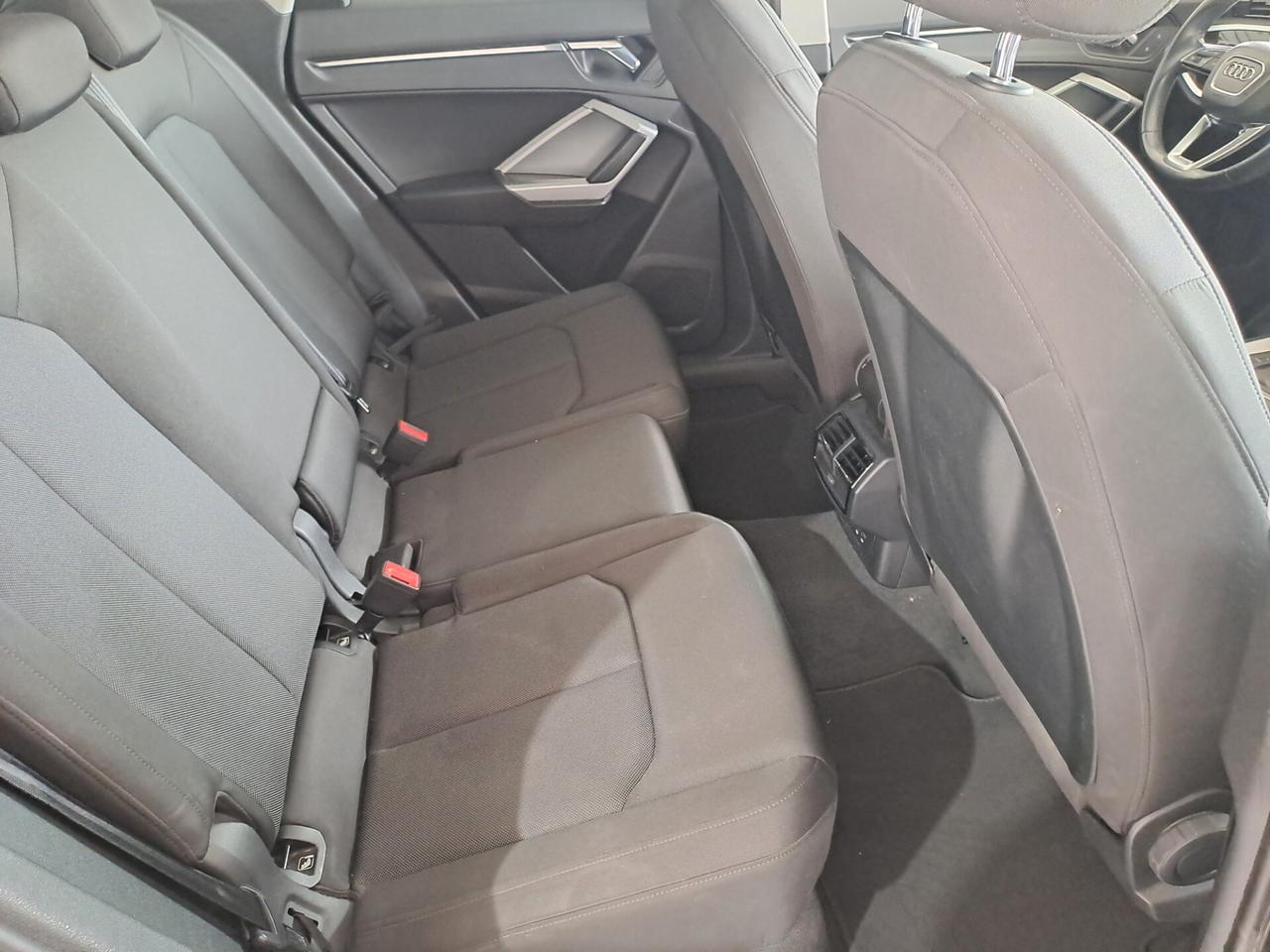Audi Q3 35 TDI S tronic 150cv
