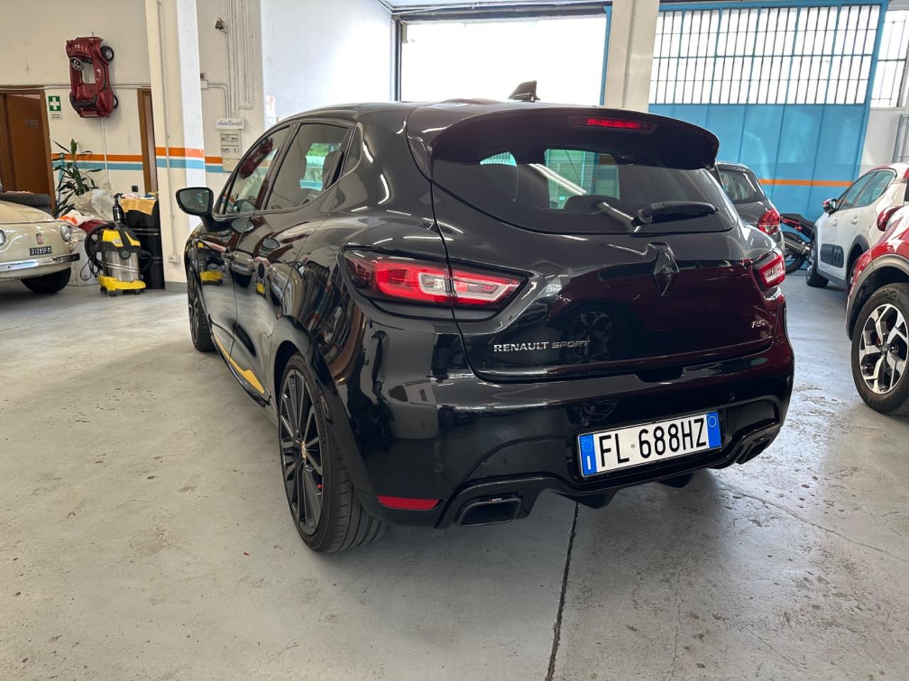 Renault Clio TCe 220CV EDC 5 porte Energy R.S. Trophy - Autonavigli