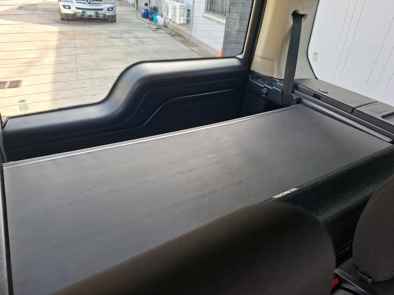 Land Rover Discovery 4 3.0 SDV6 245CV SE