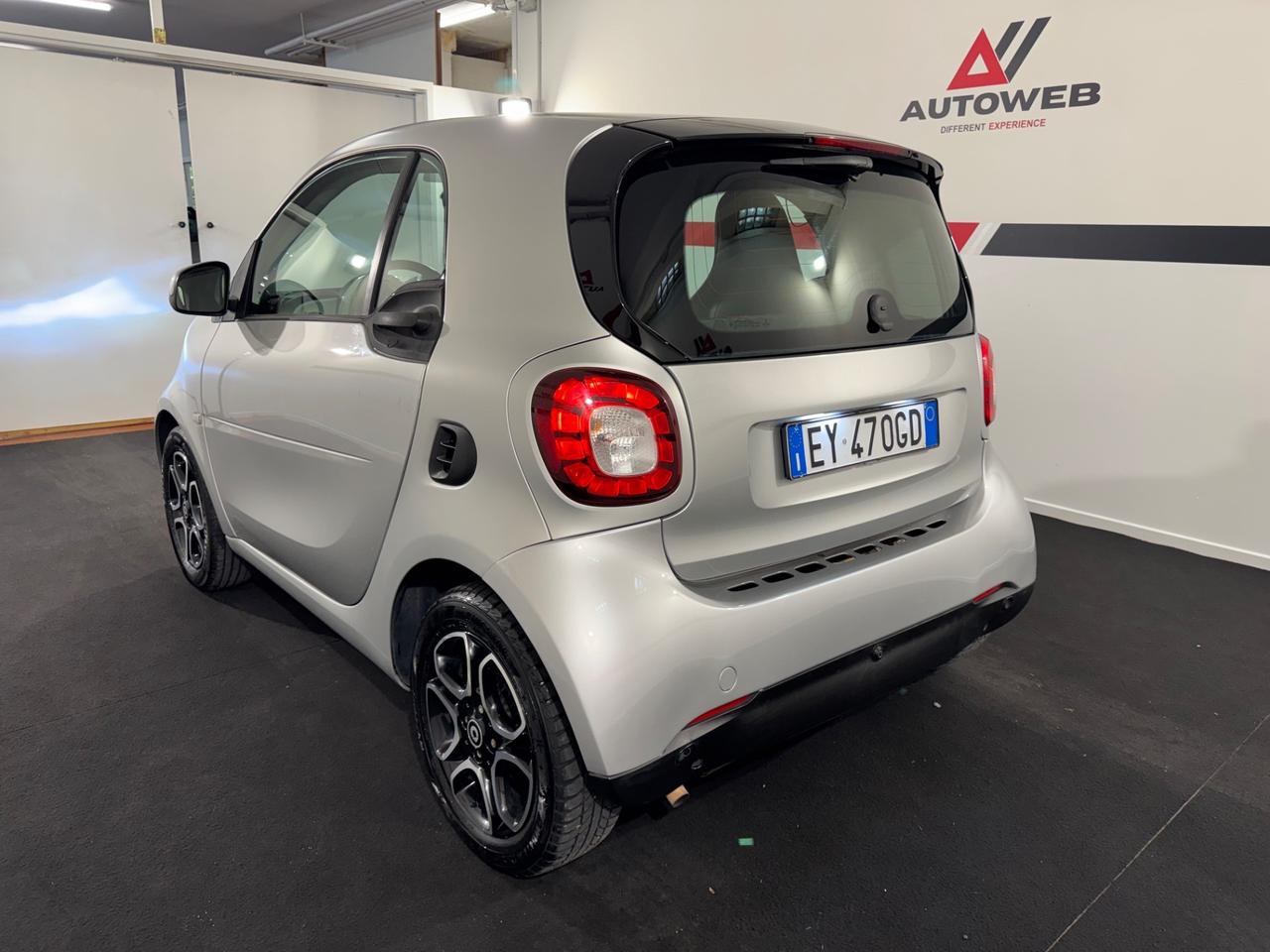 Smart ForTwo 1000 52 kW MHD coupé pulse