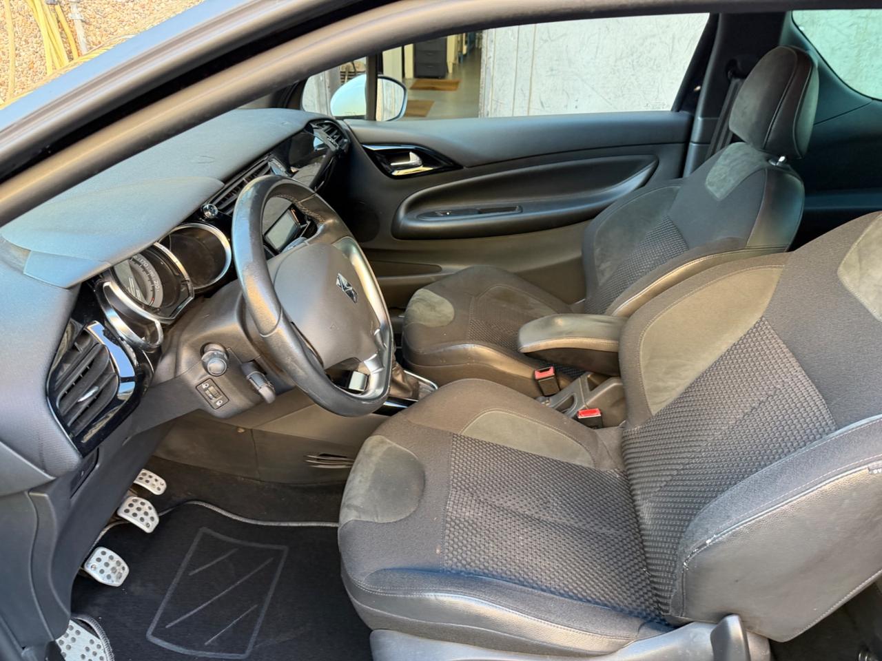 CITROEN DS3 1.2 BENZINA EURO5B NEOPATENTATI