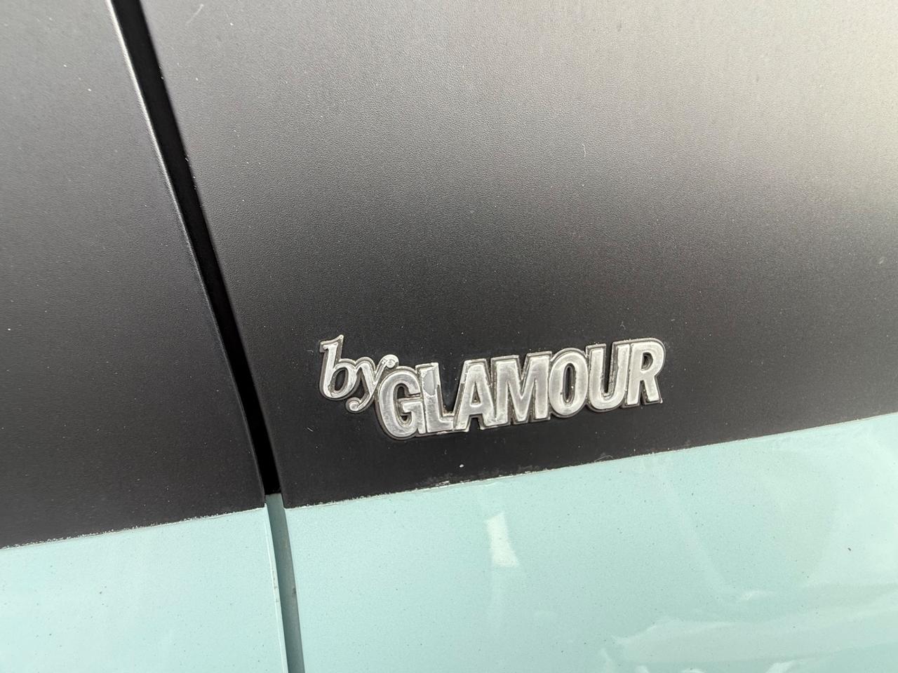 Yaris 1.5 Hybrid( 65 mila km - GLAMUR EDITION )-RATE