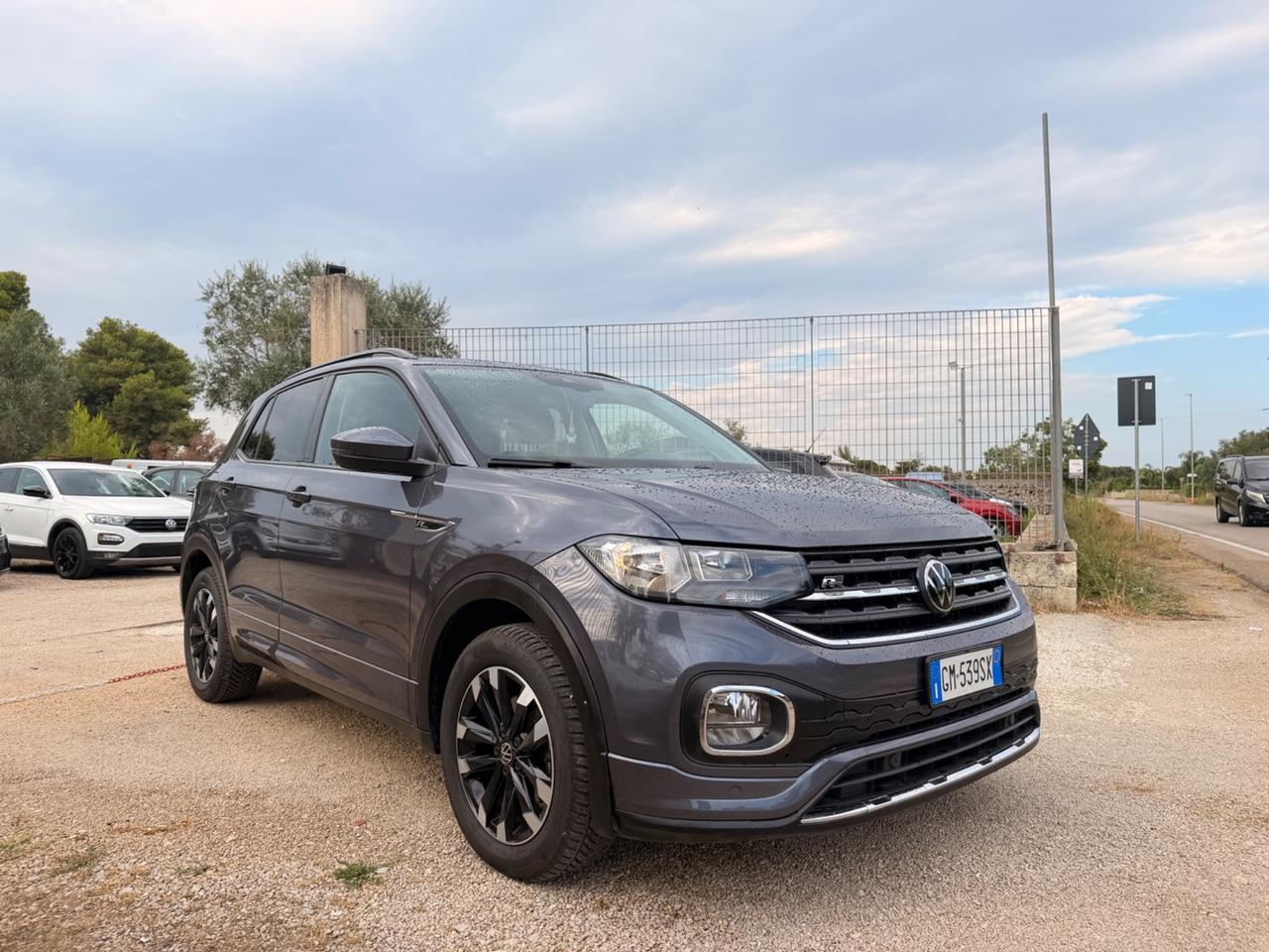 Volkswagen T-Cross 1.0 TSI R-LINE -2023