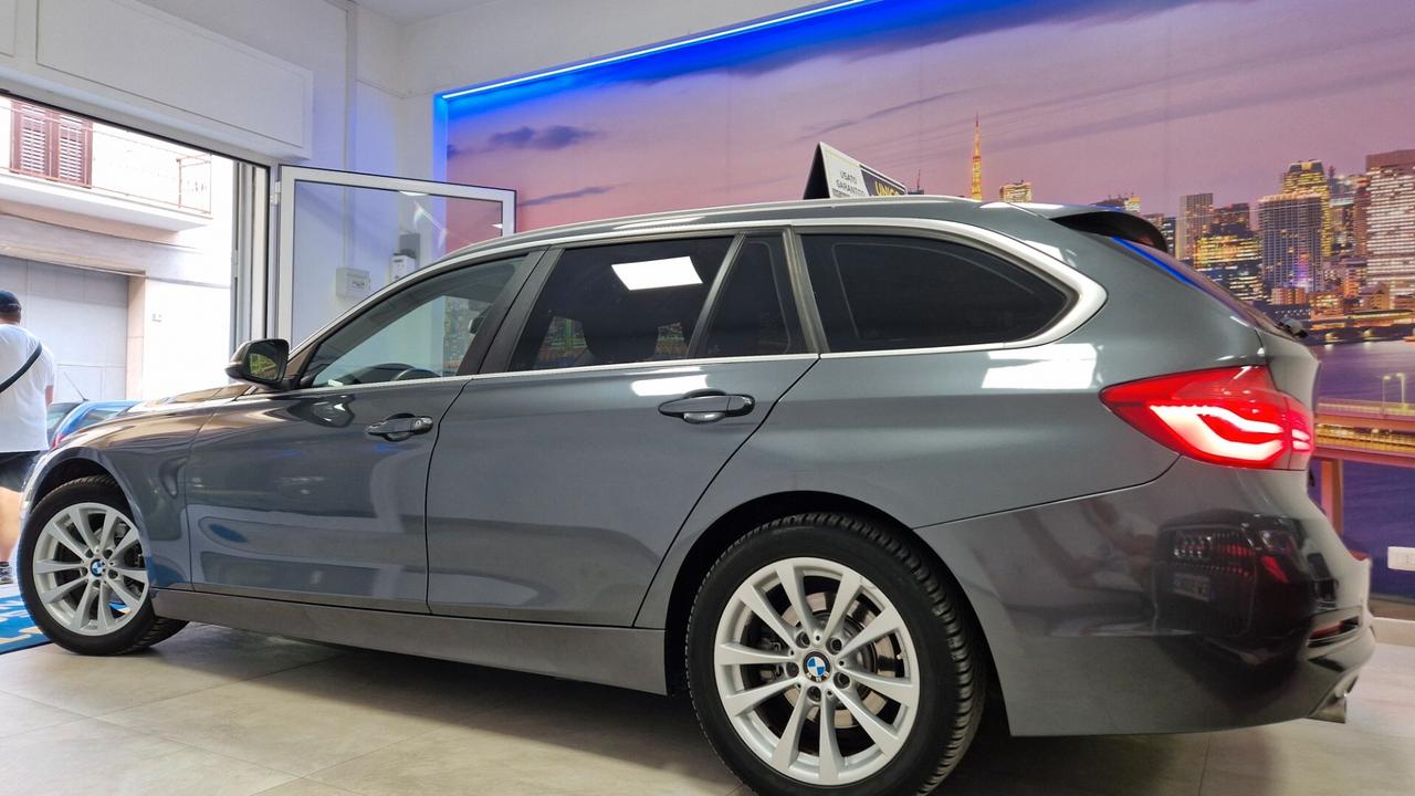 Bmw 318 318d Touring Business Advantage aut.