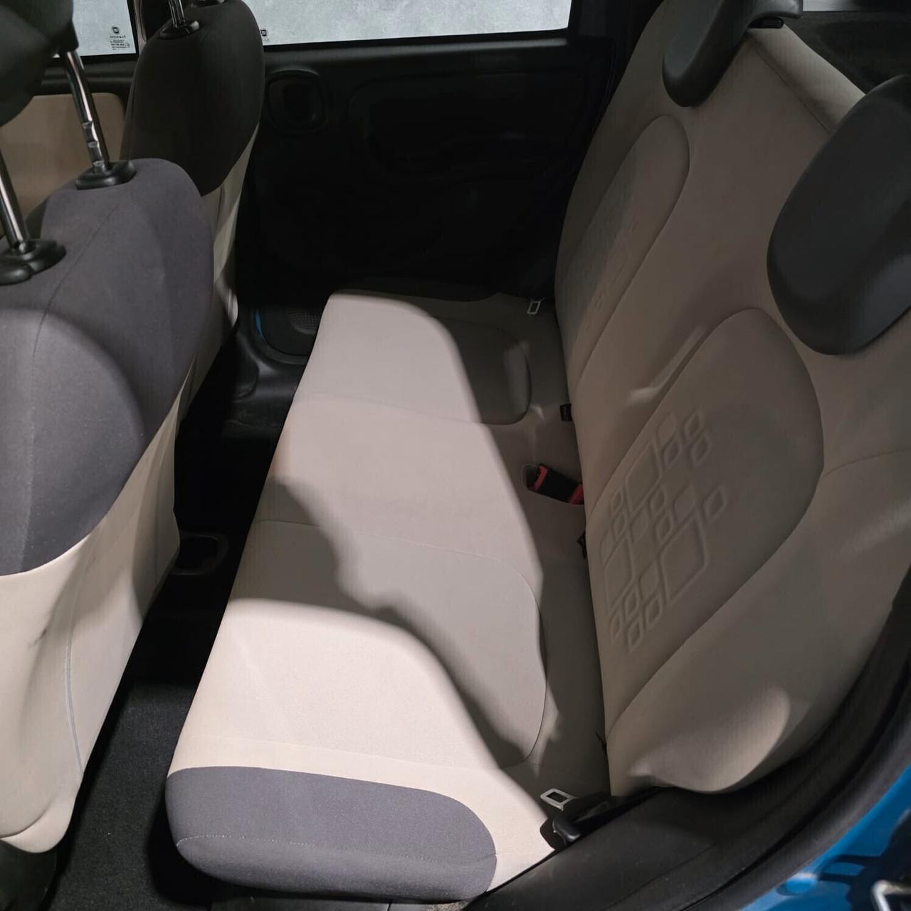 Fiat Panda 1.2 BENZINA NEOPATENTATI