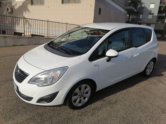 Opel meriva 1.3 cdti 95cv 5p COSMO 10/2013