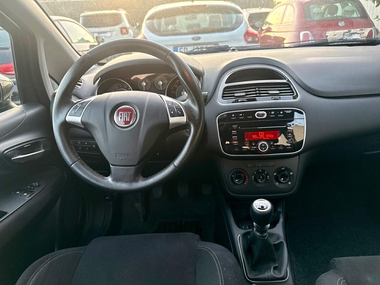 Fiat Punto 1.4 8V 5 porte Easypower Lounge,alcantara,cerchi in lega,comandi al volante,ecc.