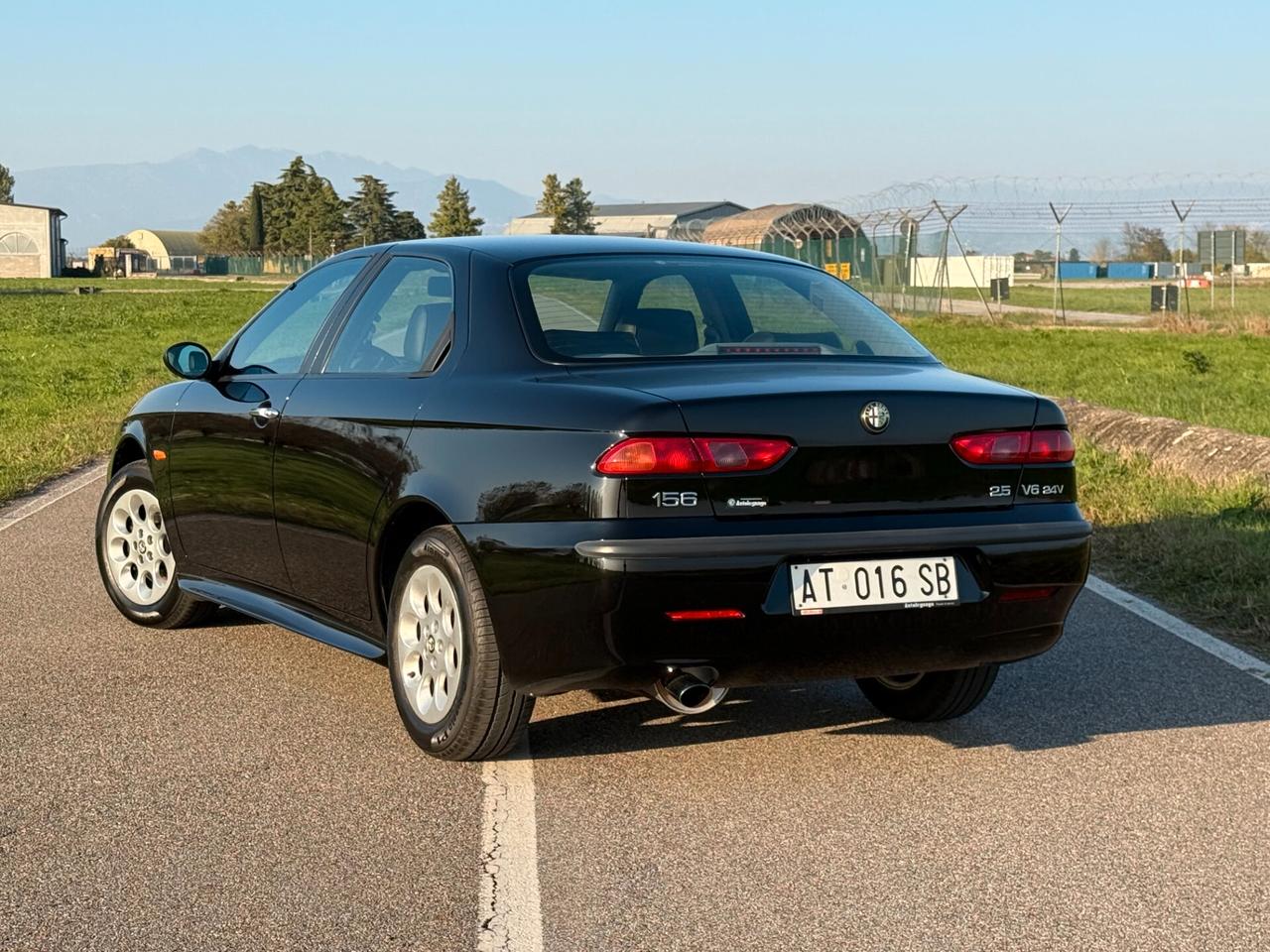 Alfa Romeo 156 2.5i V6 24V 190cv "SOLO 32000 KM-RIAR"
