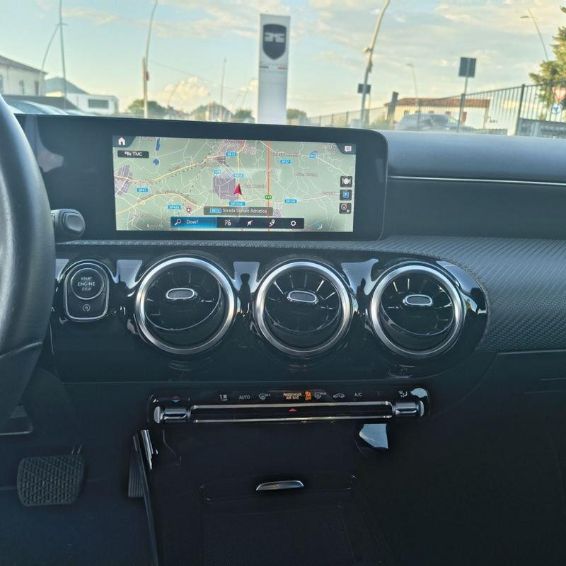 Mercedes-Benz CLA S.Brake 200D AT 150 CV Business Extra