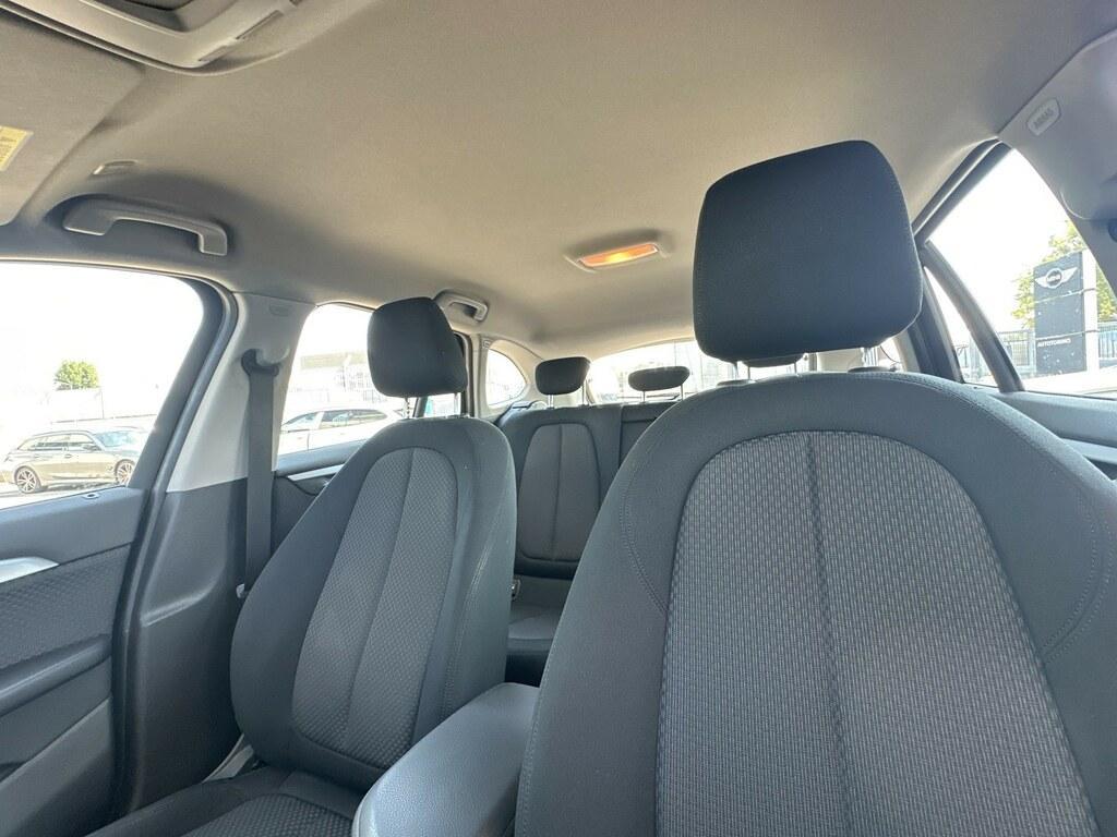 BMW X1 18 i Advantage sDrive
