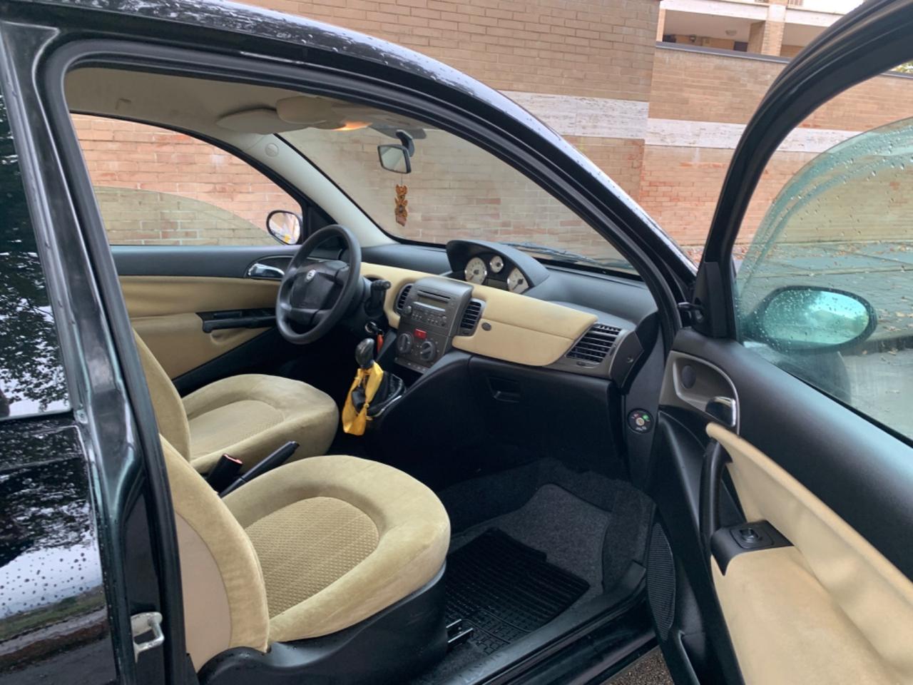 Lancia Ypsilon 1.2 Oro 60000 km