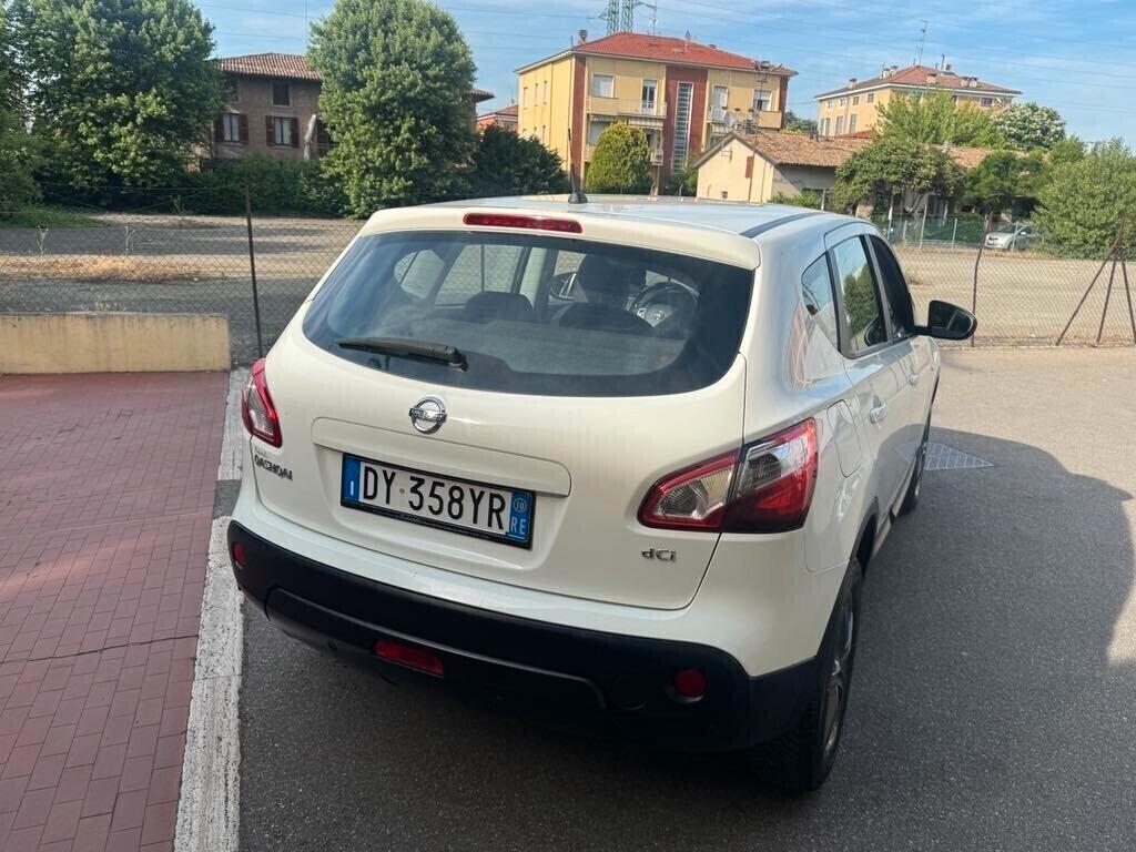 Nissan Qashqai 2.0 dCi DPF 4WD 120.000 km