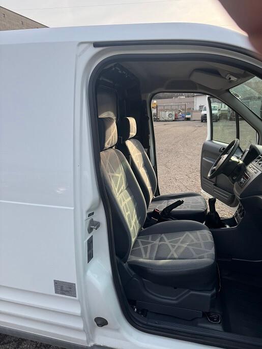 Ford transit courier 88CV 1.8 DTCI