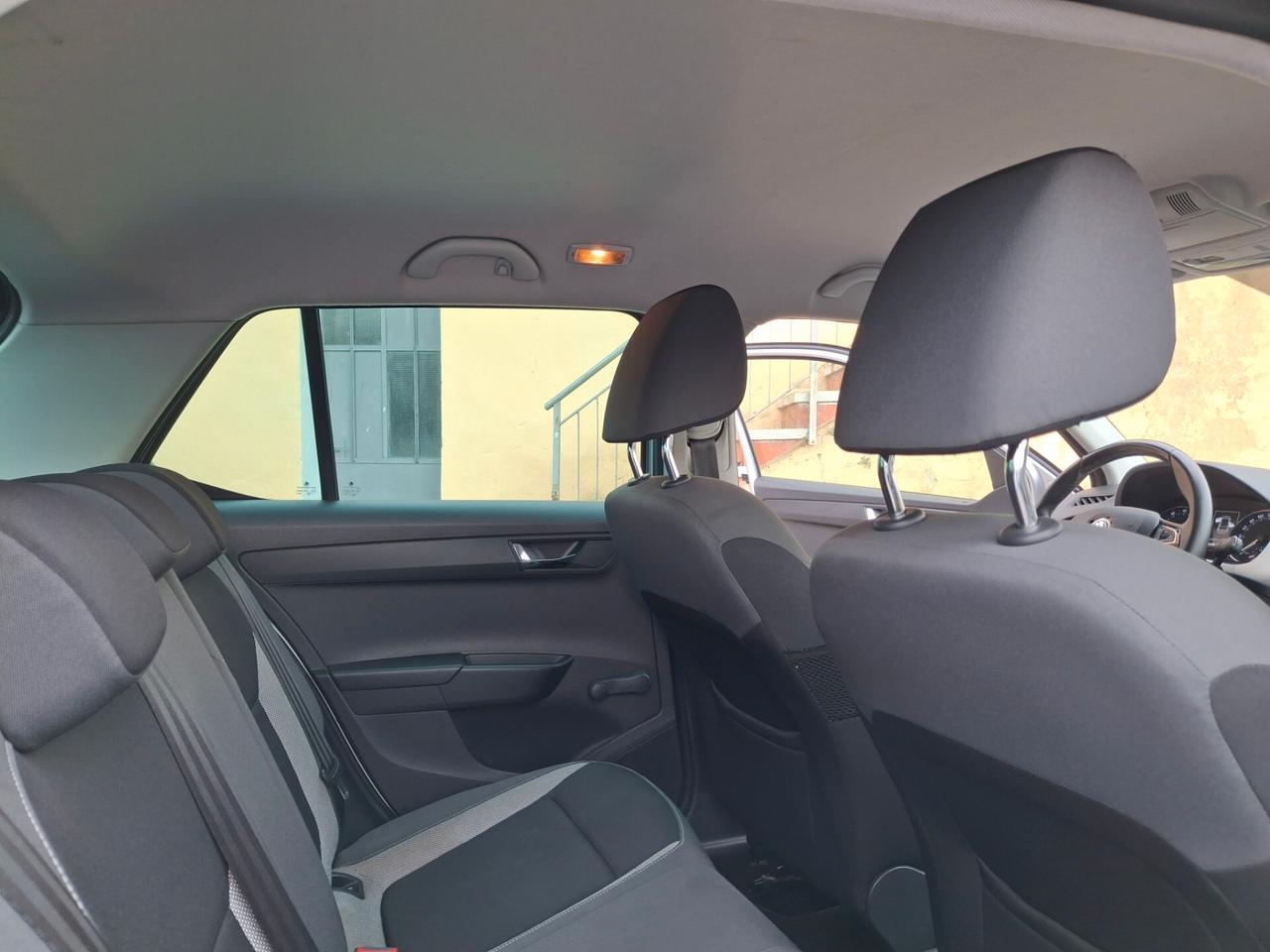 Skoda Fabia 1.0 MPI 60 CV Twin Color Design Edition Argento