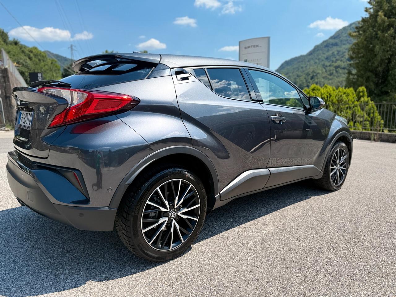 Toyota C-HR 1.2 Turbo CVT 4WD Lounge