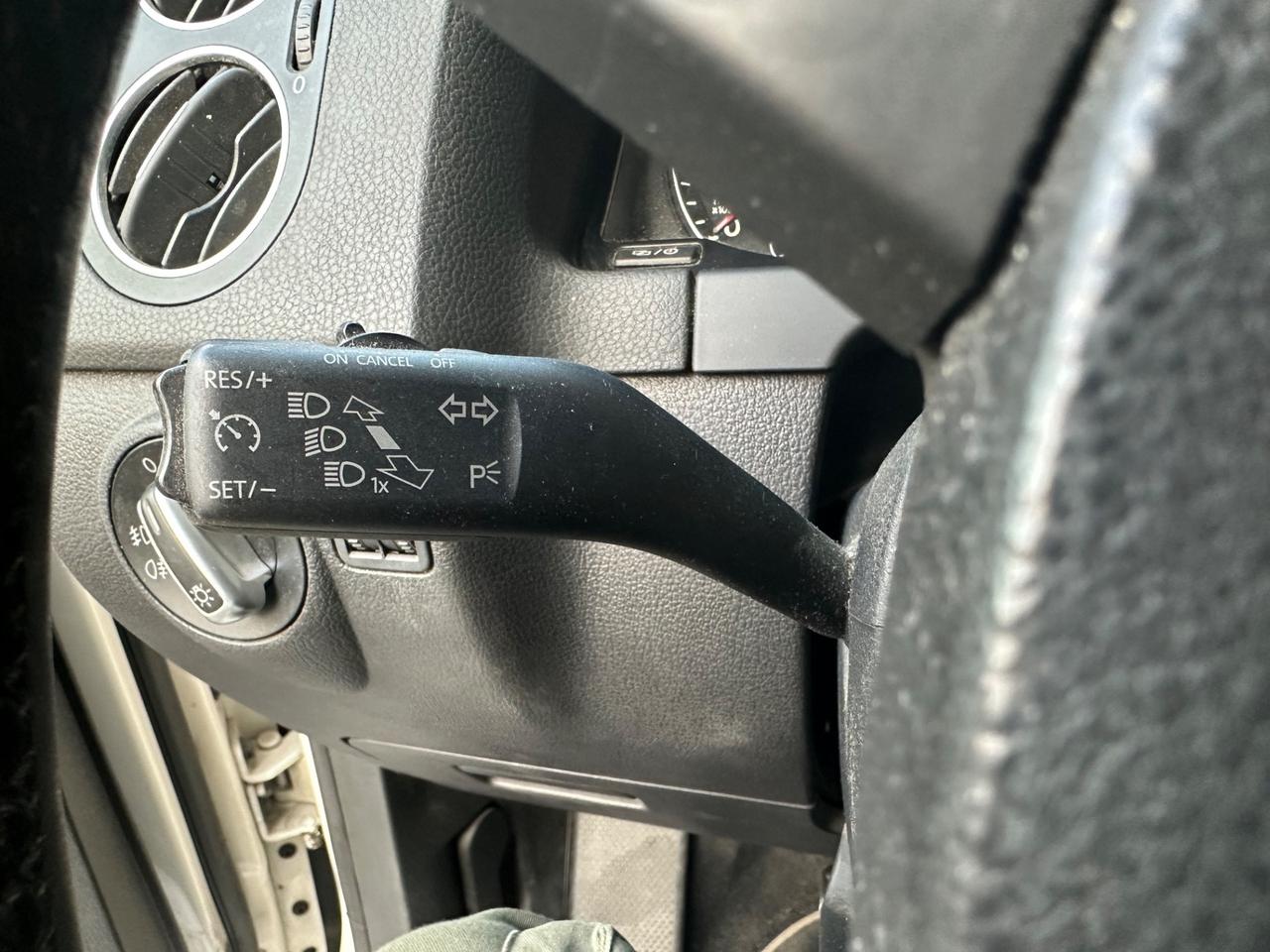 Volkswagen Golf Plus 1.6 TDI DPF Highline Euro 5B