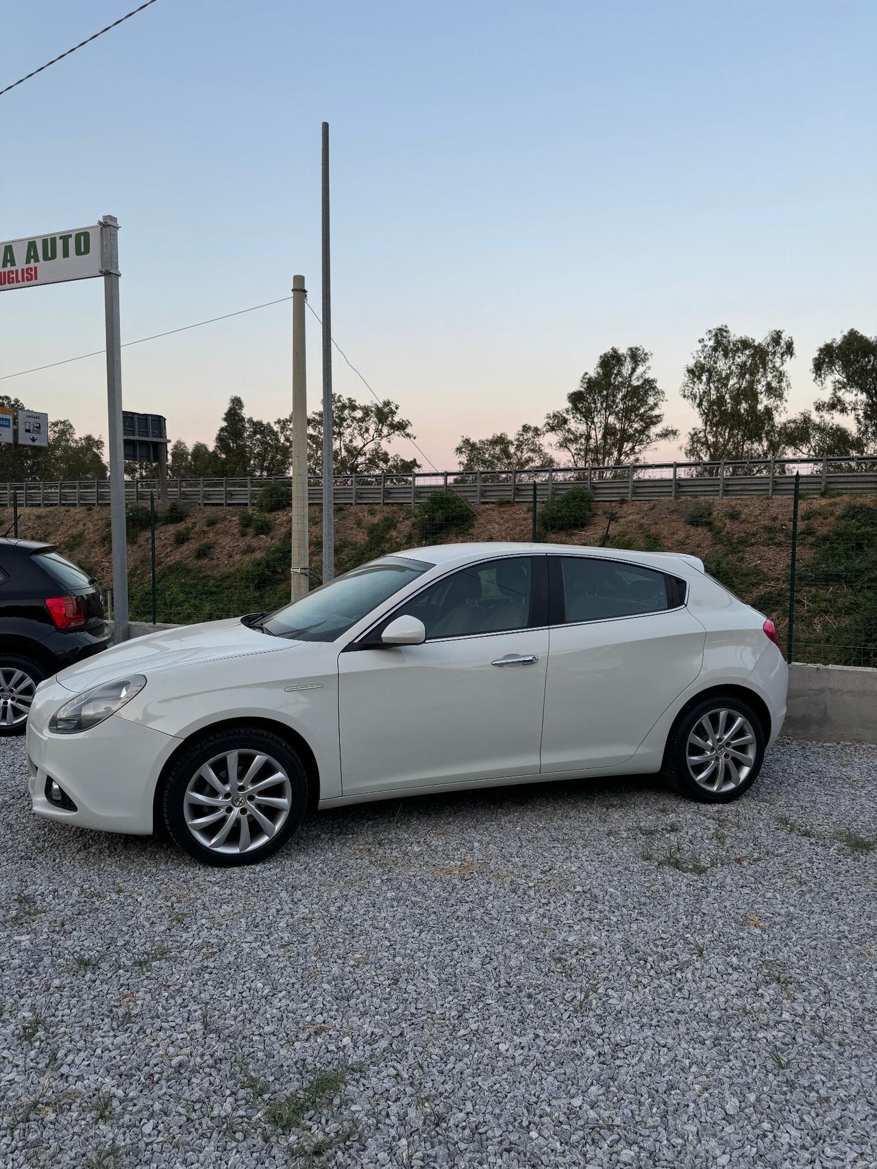 Alfa Romeo Giulietta 1.6 JTDm-2 105 CV Exclusive