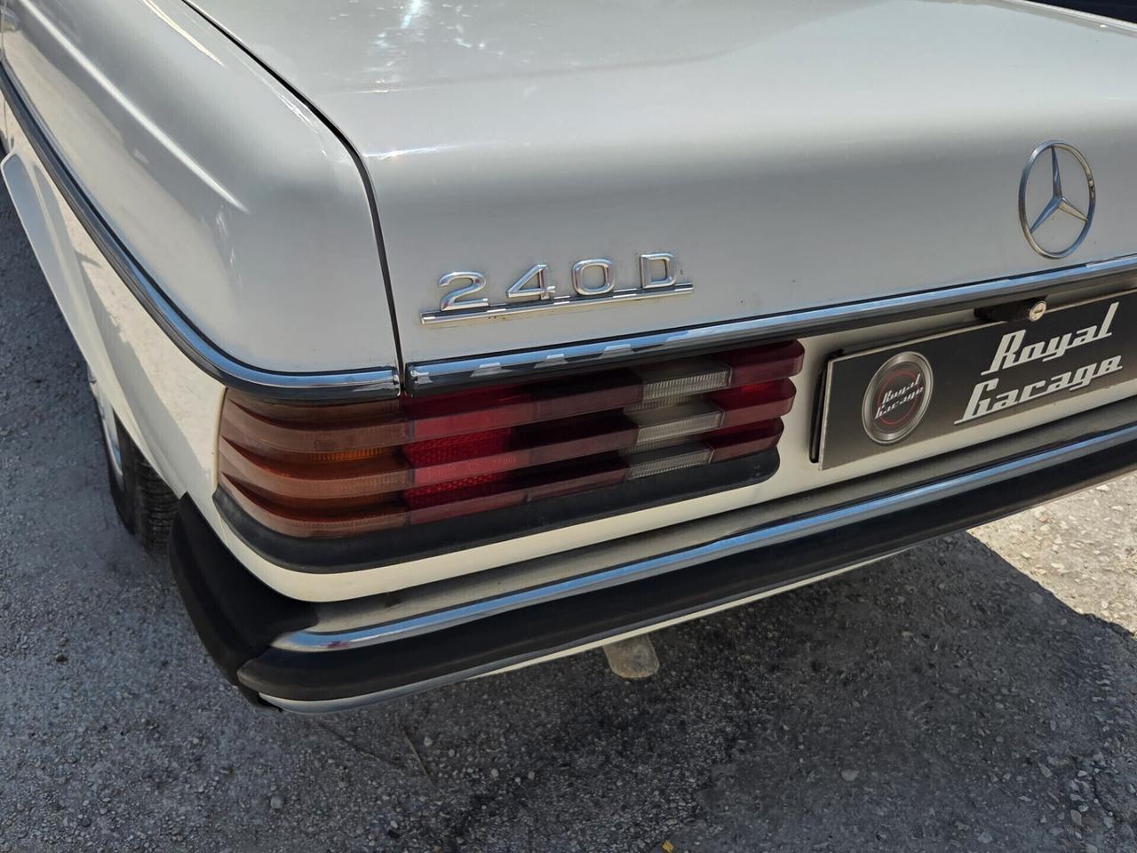 Mercedes-benz W123 240D -ASI-