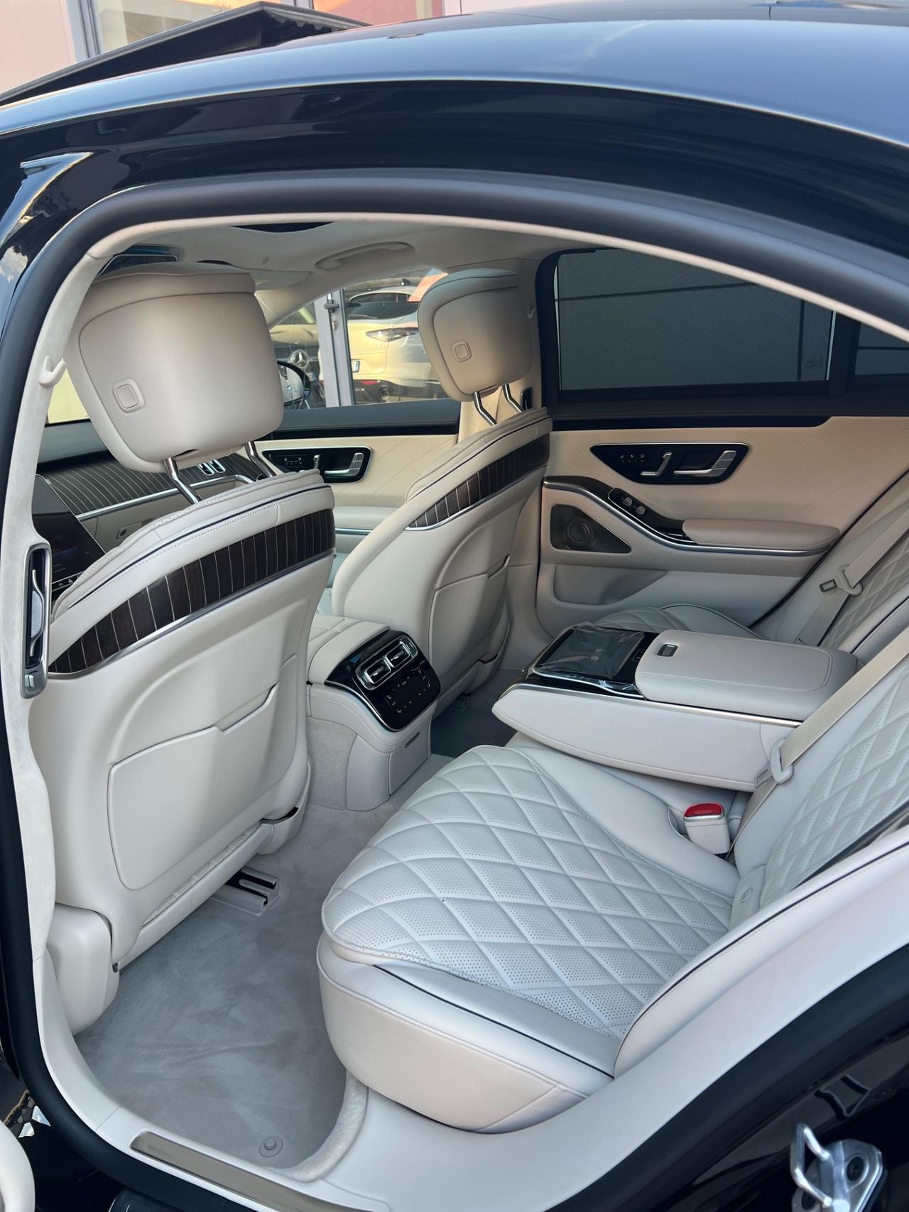 Mercedes-Benz S 400 d Premium Plus possibilità noleggio no scoring