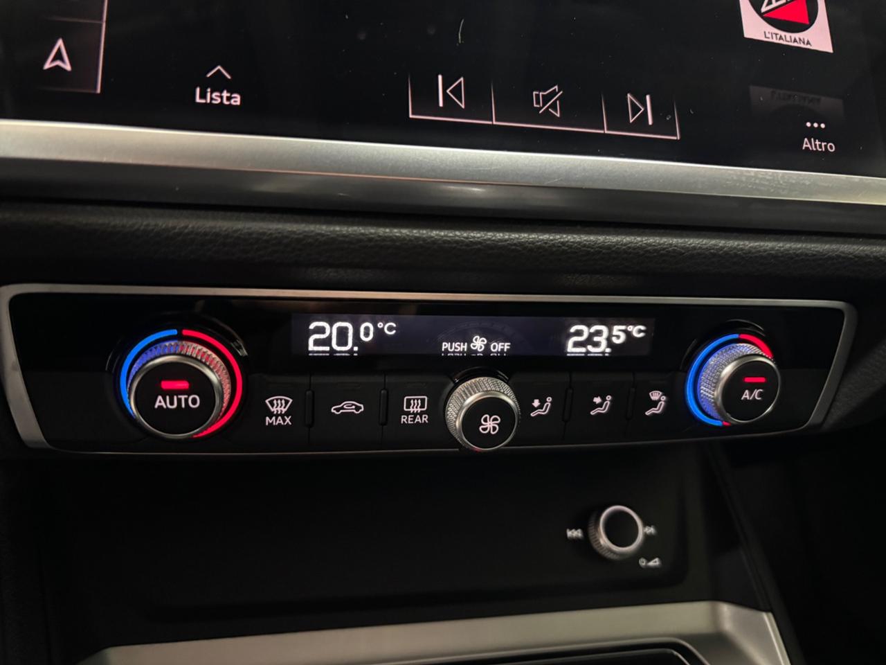 Audi Q3 35 TDI S tronic Business