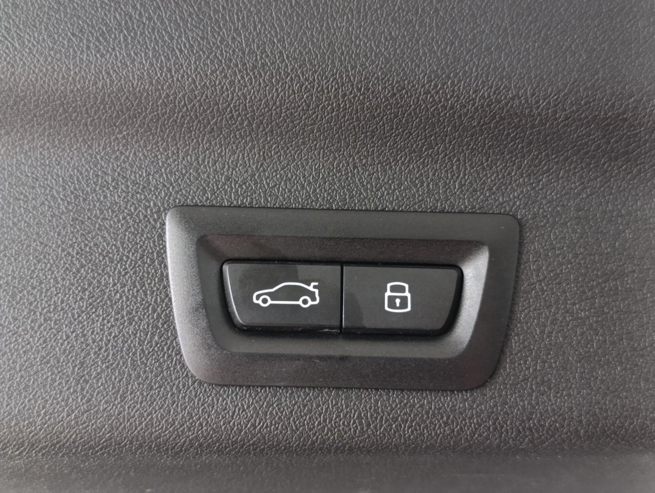 BMW X1 sdrive18d X-Line auto