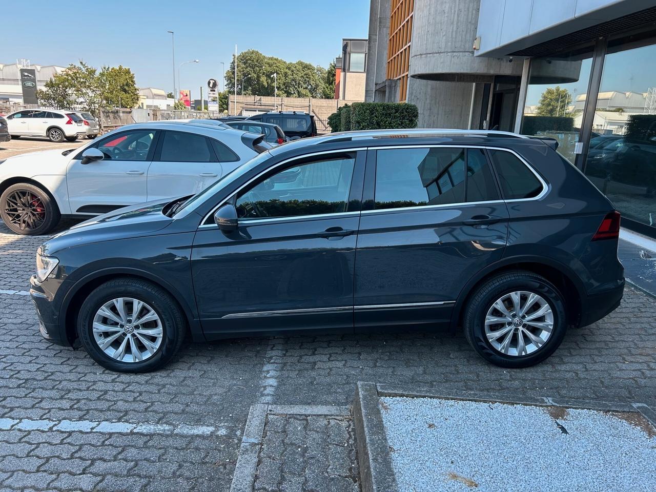 Volkswagen Tiguan 1.6 tdi Business 115cv GRANDINATA