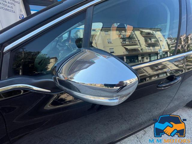 PEUGEOT 208 1° Allure ?neo patentati ?